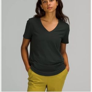 Lululemon Love Short Sleeve V-Neck Lot Of 2